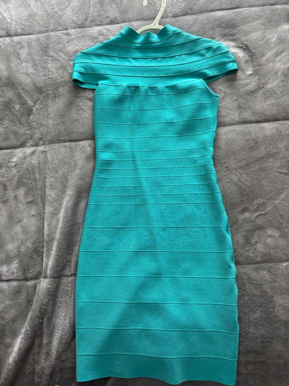 bebe Teal Off-Shoulder Bandage Midi Dress